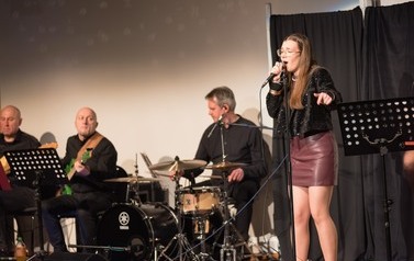 644490201_894002280121219_5646259937521852163_n