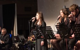 645625882_894002320121215_1918223645556571069_n